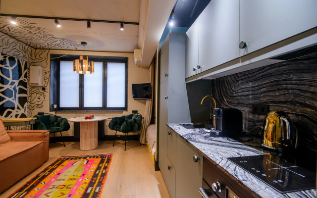 Na Dayev Apartments