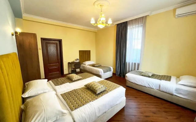 Phazisi Hotel