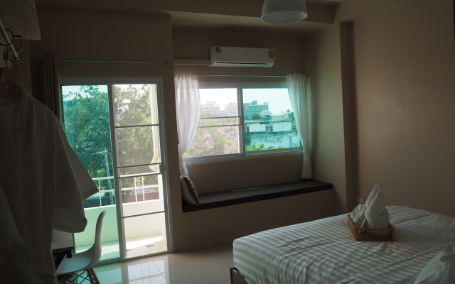 Habitat Hotel