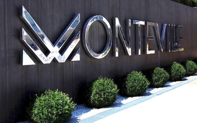 Apart 242 in Monteville Apartments