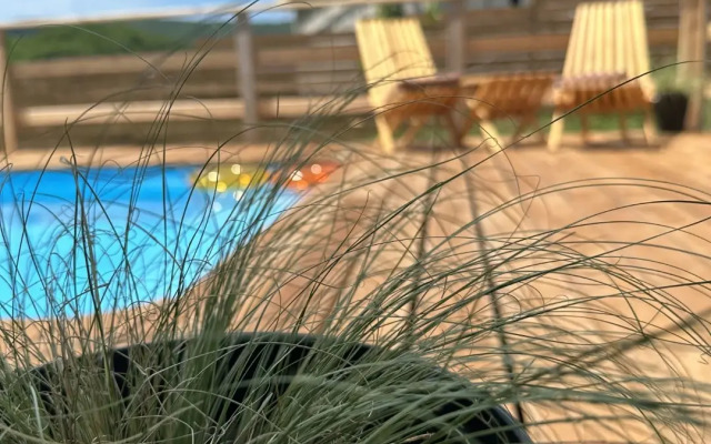 Частный дом с Теплым Бассейном и Банькой