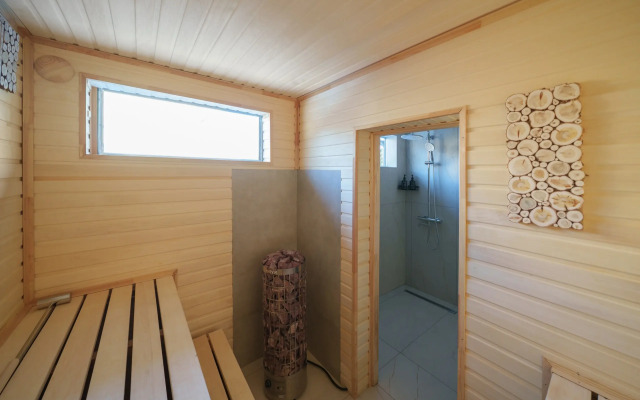 Частный Дом Моя Атмосфера Робуст 83 с Сауной