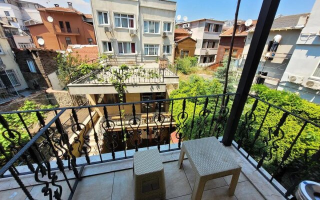 Saruhan Hotel