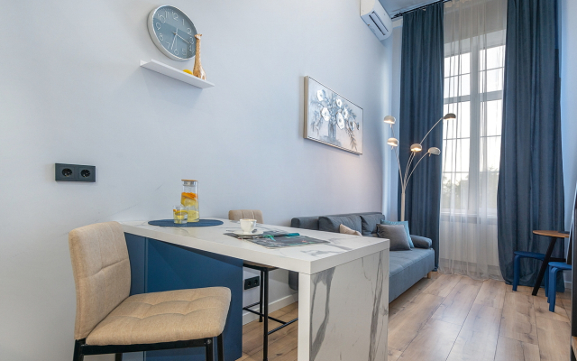 Apartments Queenstay Gold Femili Na Voykovskoy