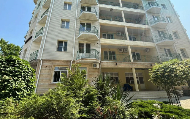Kapitan Morej Hotel