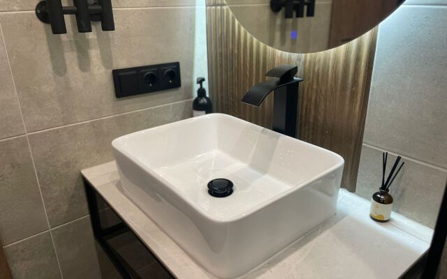 Kazan Anasa Tazetdinova 1 Flat