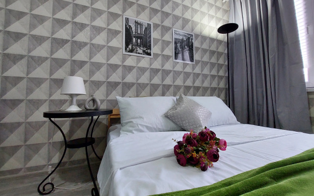 V Tsentre Na Aksakova 81 Flat