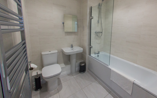 Campbell Park Serviced Properties - Shortstay MK Apartments