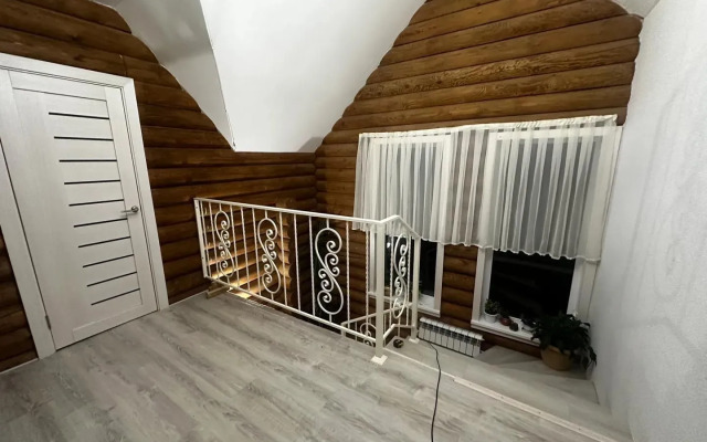 Lesnoy Privat House