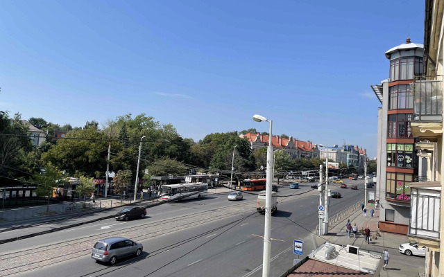 Апартаменты KenigApart39 Семейная евротрешка в центре, верхнее озеро, остров Канта