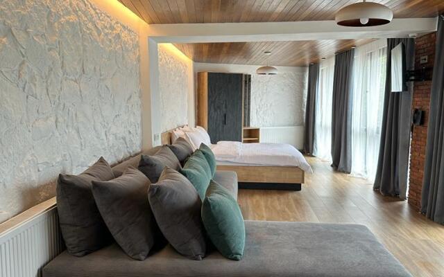 Hotel Chiko Group