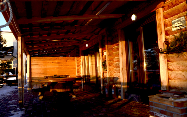 Частный дом на Волге 1