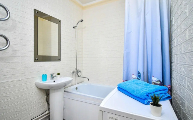 Квартира уютная двушка возле Краевой Больницы в туристическом центре