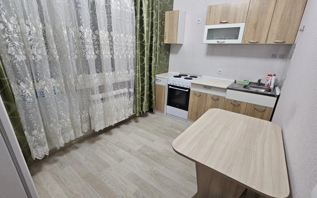 Na 7 Etazhe Apartments