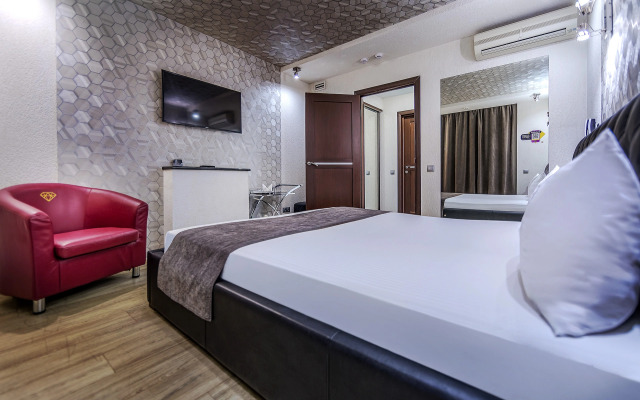 Отель Алекс в Купчино