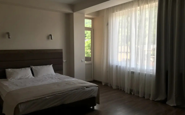 Апартаменты пятиместные