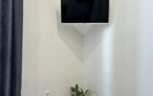 Studiya dlya chetverykh Flat
