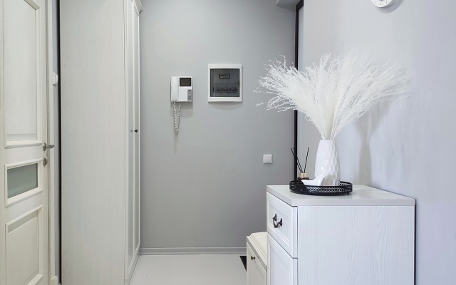 Svetlaya Studiya V Sovremennom Zhilom Komplekse Lodging house