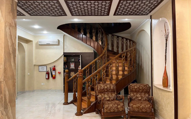 Premier Hotel