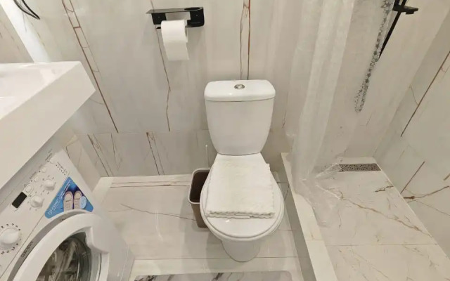 Studiya Na Bartenevskoy 18k2 Apartments