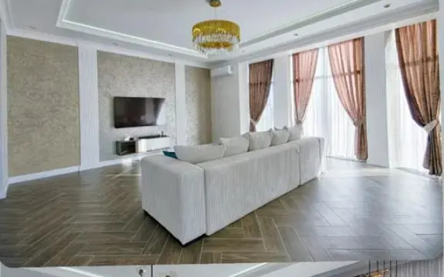 Апартаменты Трехкомнатные с Бассейном Spa House