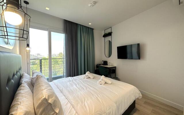 Urban Elephant Suites Apartments