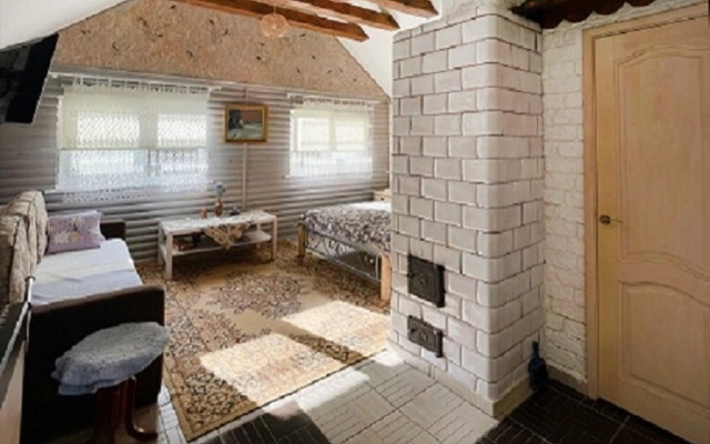 Guest house Gostevoj dom Malyij dom usad'byi Mirskie krinitsyi
