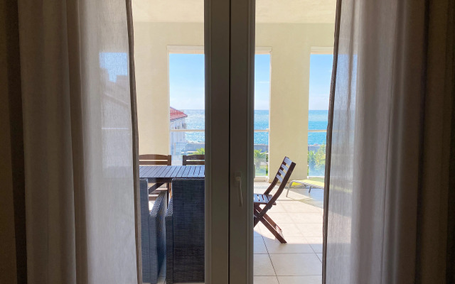 Smart Aparts Grand Seaview Apartments