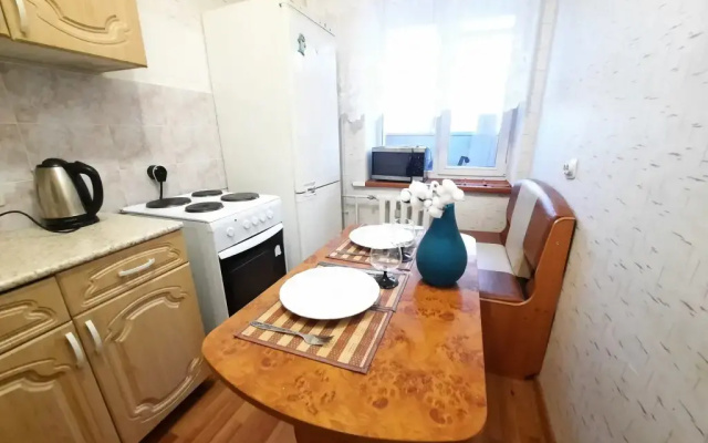 Apartamenty s Vidom na Gorod na Holmogorskaa 4B