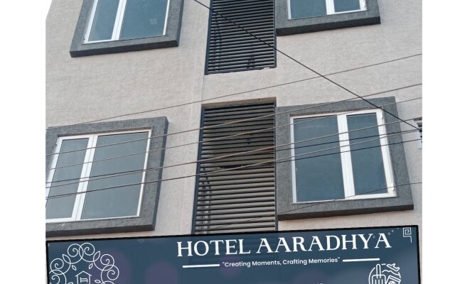 Aaradhya Hotel