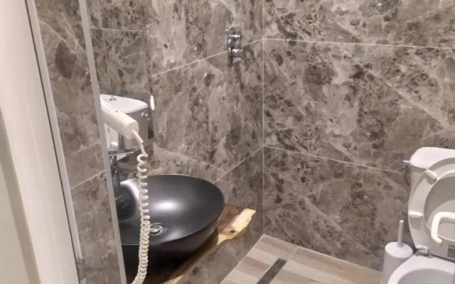Konti Hotel