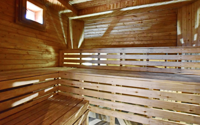 Akvatoriya Guest House