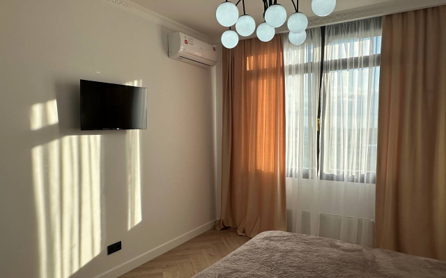 Апартаменты ДзенХоум Характер 300