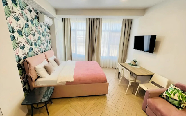 Apartamenty Uyutnaya 3kh Mestnaya Studiya S Balkonom Flat