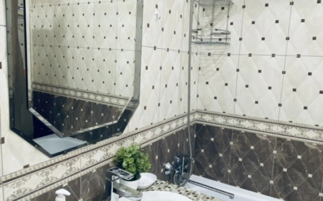 Уютная однокомнатная «Ромб» с видом на  лебединое озеро