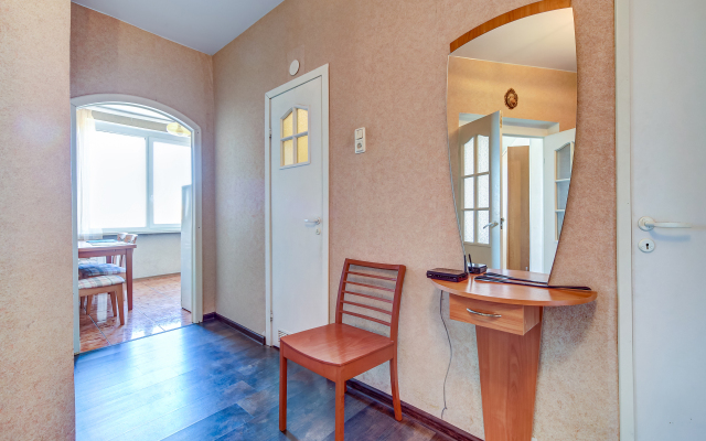 Voskresenskaya Naberezhnaya 8 Apartments
