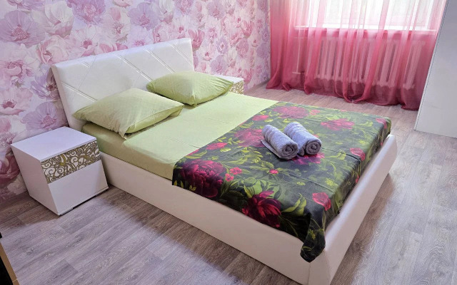 Квартира двухкомнатная в центре Сургута