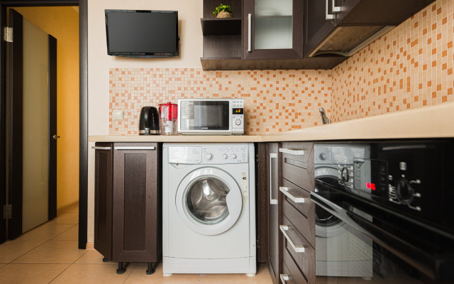 2-K V Tsentre Na Yaroslavskoy 72 Ot Rentap, 4 Sp.mesta Flat