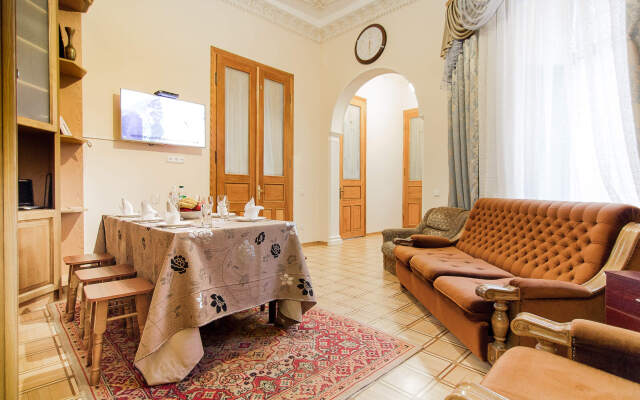 Mama Hostel