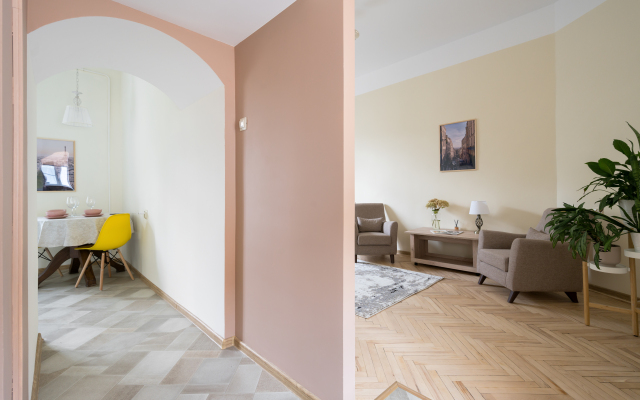 Апартаменты Чайковского 39б