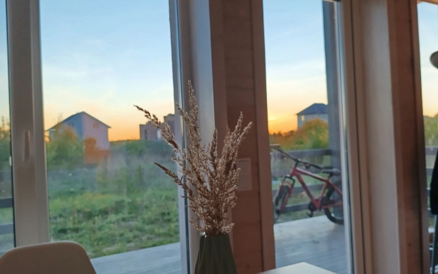 V 10 Minutakh Ot Morya Private House