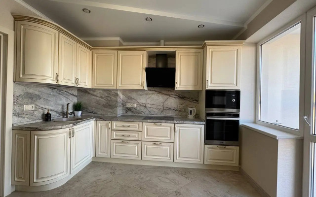 Квартира Шикарная двухкомнатная с лоджией