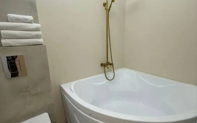 Апартаменты Атмосфера Комфорта Студия Любовь с Дизайнерским Ремонтом