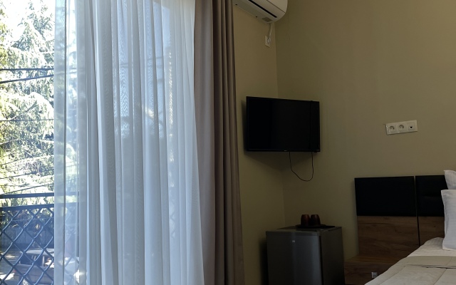 7 Street Mini-Hotel