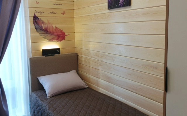 V Gostyakh U Dubrovskikh Guest house