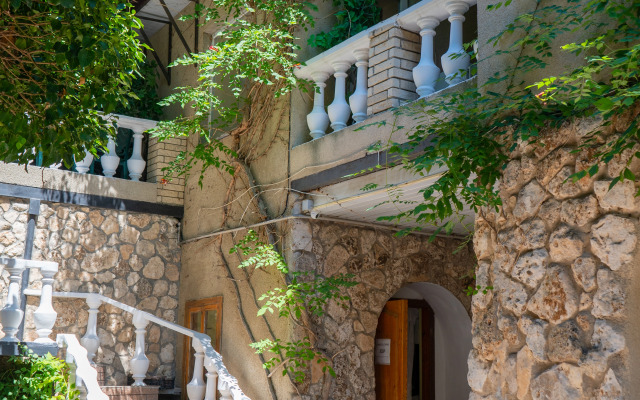 Пансионат Лидия