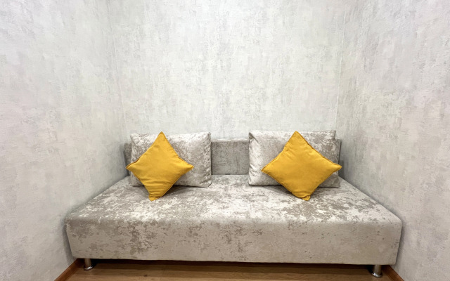 Ryadom S Morem Kvartiry54 Flat
