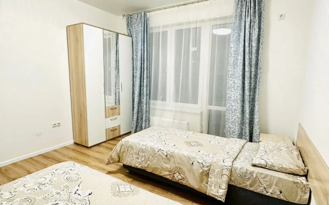 Апартаменты Двухкомнатные на 3-й Нововатутинской