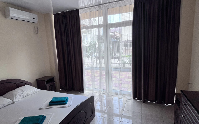 Hristaki Guest House