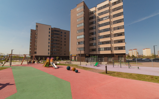 Rest Salute with a swing Apartments